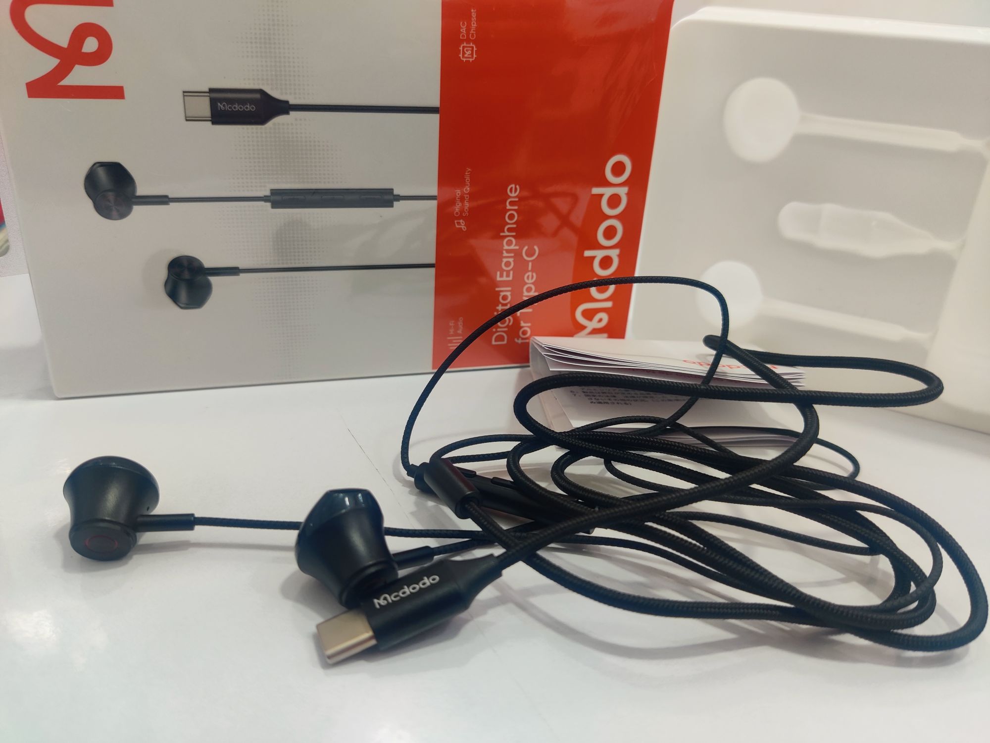 For Iphone 15 Series and Samsung, OnePlus , mi and Google Mcdodo Hp-4070 Type-c Digital Earphone. 