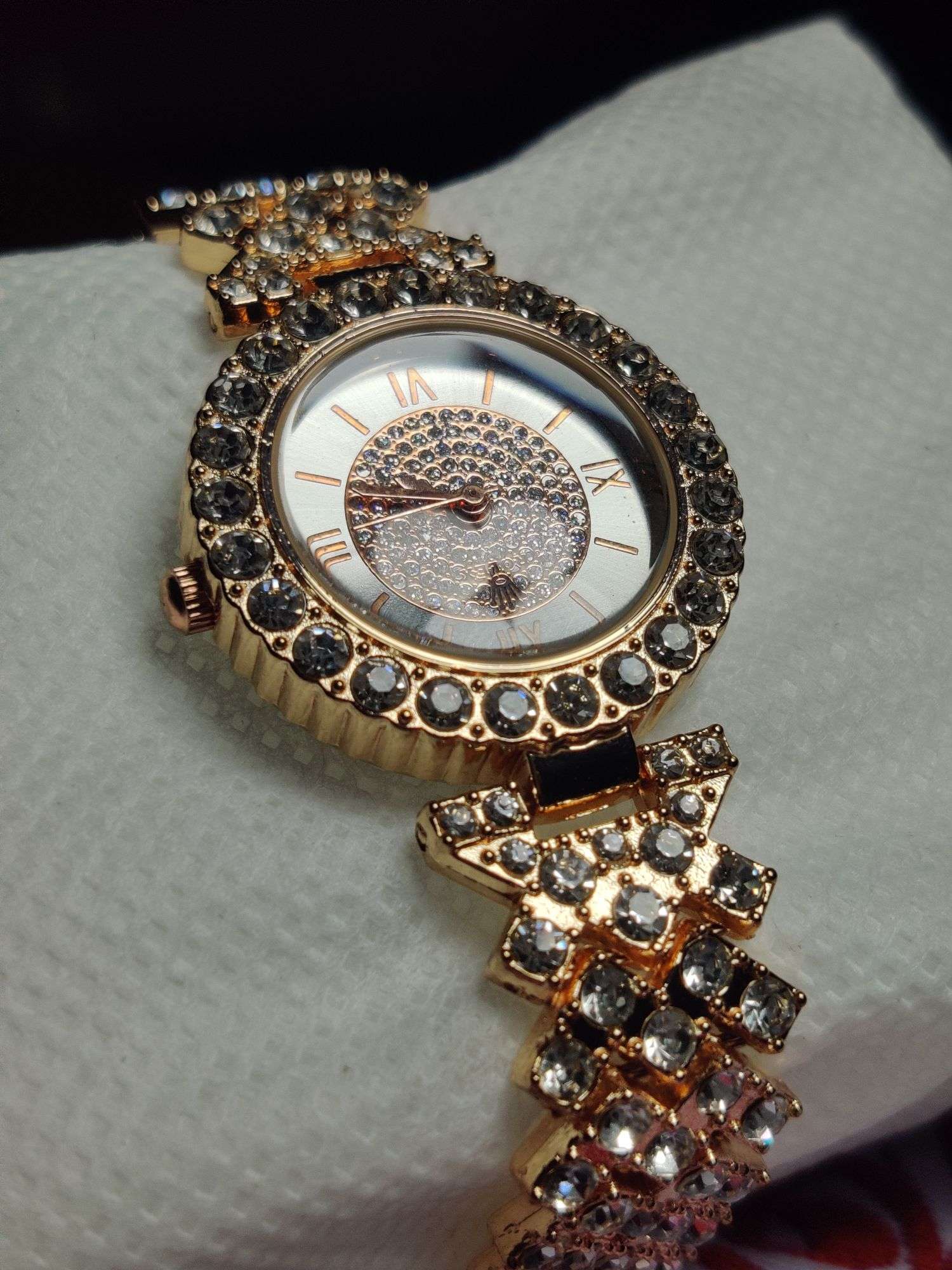 Luxury Rhinestone Bracelet Ladies Quartz watches fashion watch for women
