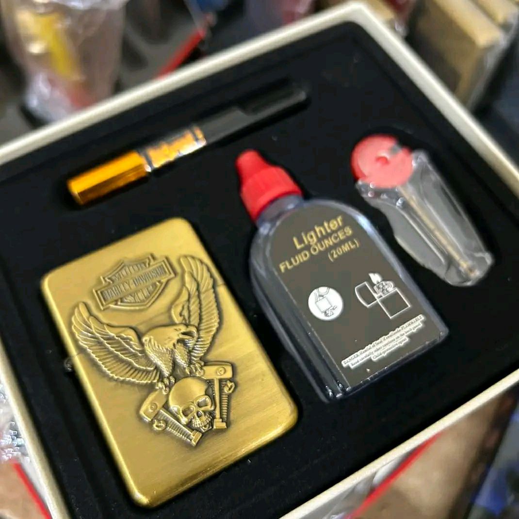 Zippo Lighter Combo Set. 