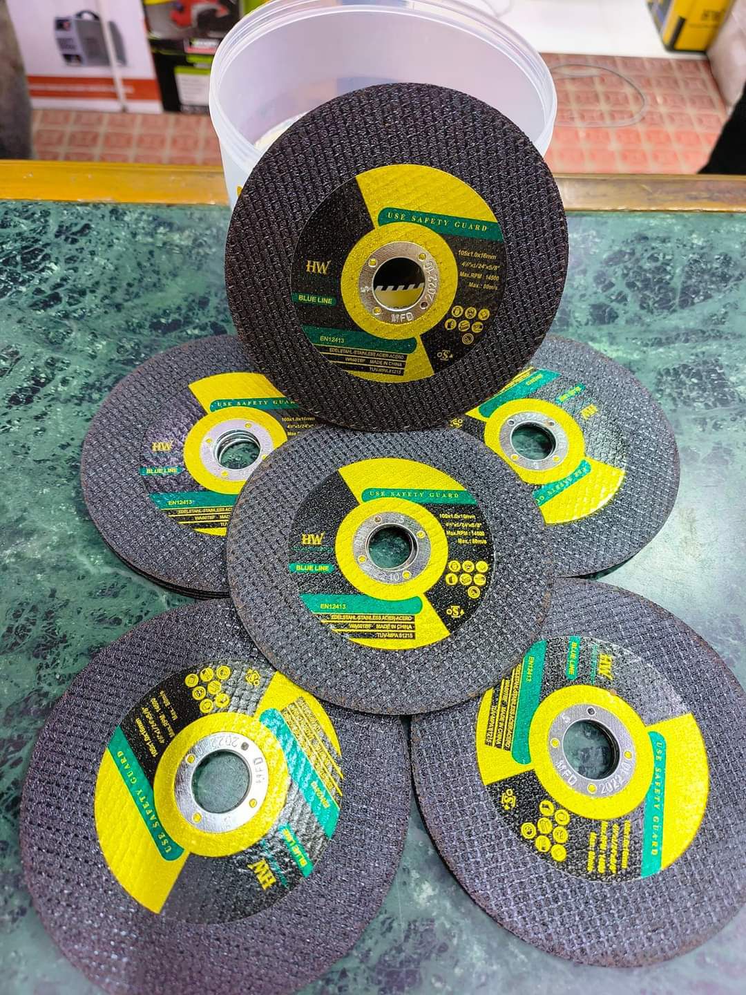 50 pcs box hw cutting disc 1.2mm thikness professional high quality. 