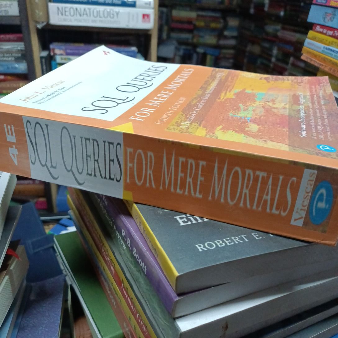 SQL Queries for Mere Mortals: A Hands-on Guide to Data Manipulation in SQL

Book by John Viescas and Michael J. Hernandez. 