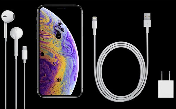 iPhone XS Max 5w Charger With  Lightning USB Cable Fast Charging. 
