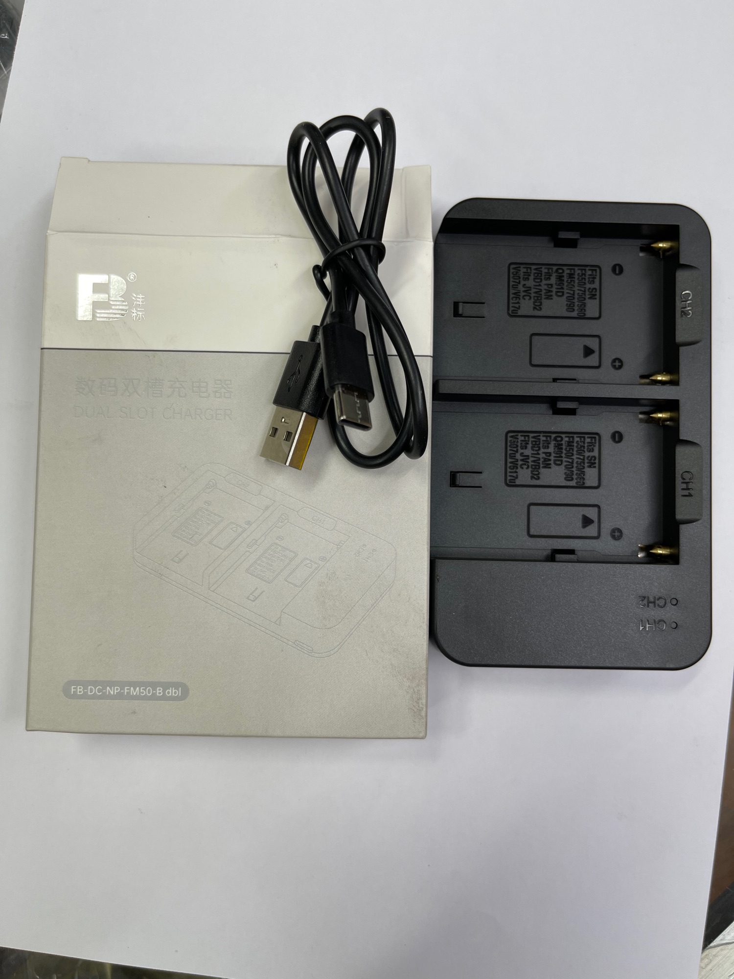 FB NP-F970 Battery Charger for SONY F550 F750 F990 F980 F970 F960 F550 F570 F770 F930 FM500H FM55H. 
