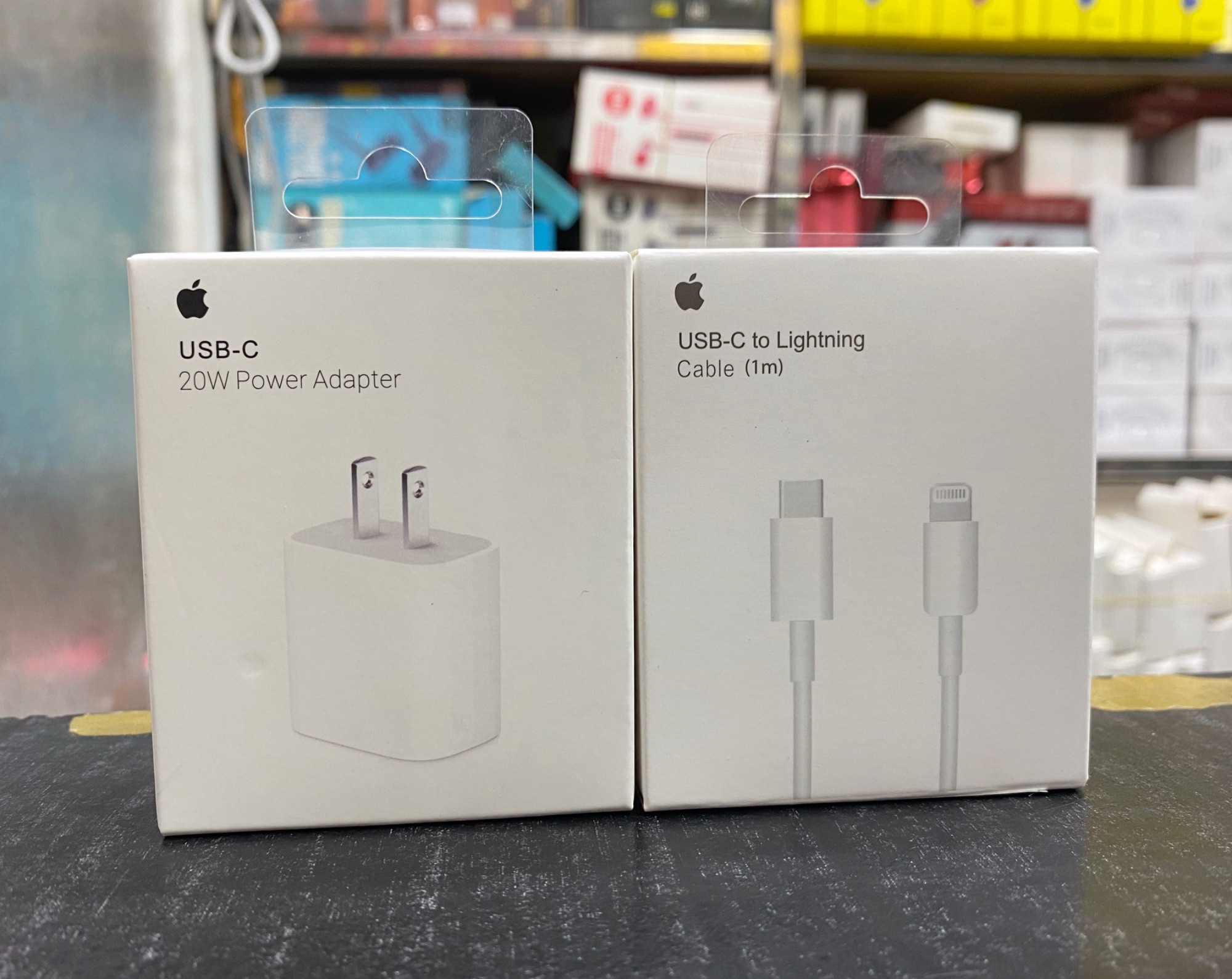Aple 20w usb-c power adapter charger 1M type-c charging cable for iPhne 13 13 pro 13 pro max 12 Pro max. 