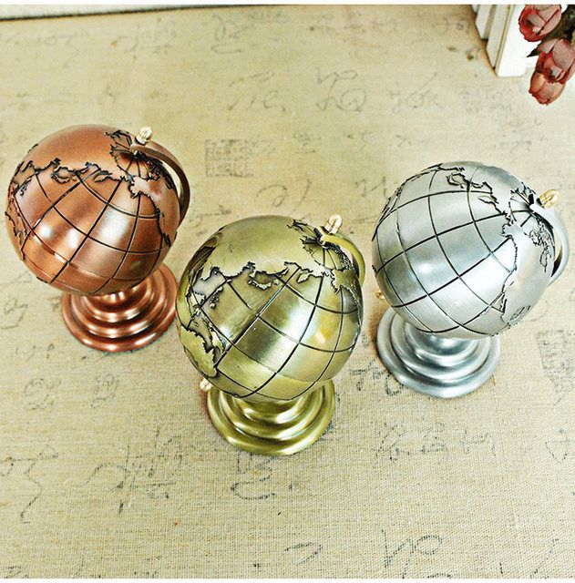 Retro 3D Terrestrial Globe Brass Finish Decorative Showpiece for Home Office Desk and Educational Use. 