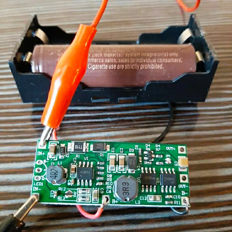Mini UPS Circuit 9V 12V Router Onu 3.7V-5V to 9V 12V Converter Boost Step-Up Using Li-lon LiPo Lithium Battery Similar WPG Mini UPS. 