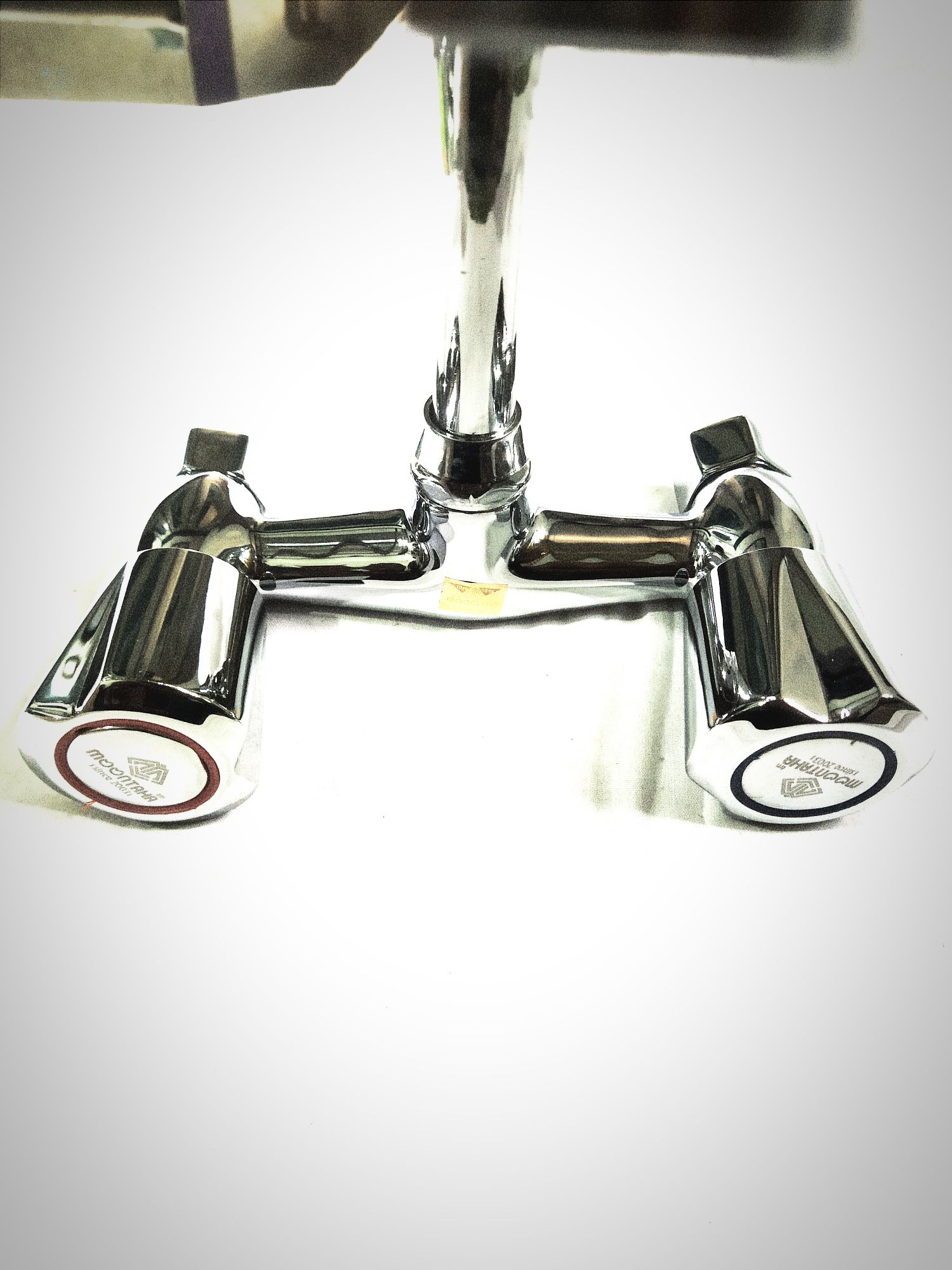 Sink mixer (Moontaha). 