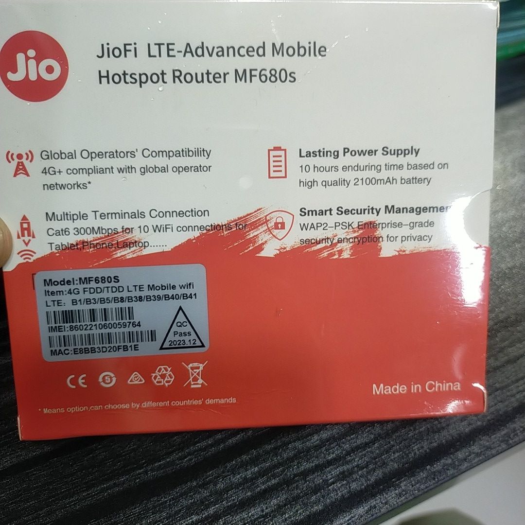 .4G+ jiofi lte- advanced mobile hotspot router mf680s. 