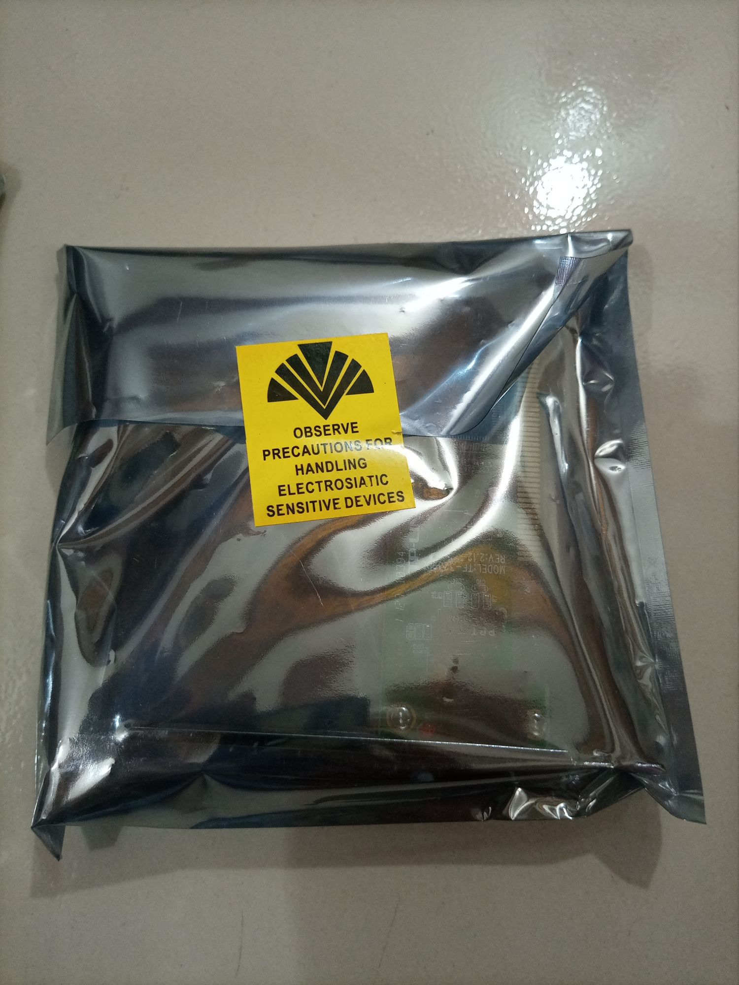 TF-3239DL End of Life 10/100Mbps PCI Network Adapter. 