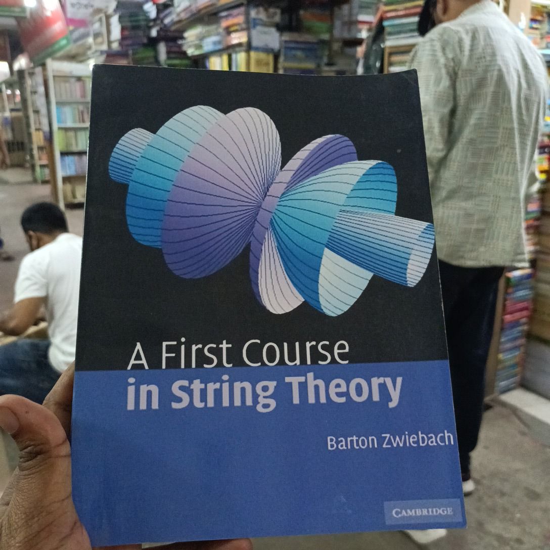 A first course in string theory

Book by Barton Zwiebach