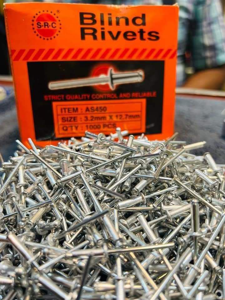 450 number blind revits 3.2mm thikness 12.7 mm length 1000 pcs box professional high quality. 