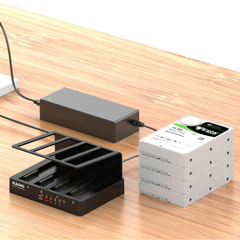 4 Bay Hard Drive Enclosure Sata to USB 3.0 External Multi-Bay 2.5& 3.5 Inch HDD SDD Docking Station Hard Disk Box Multiplication. 