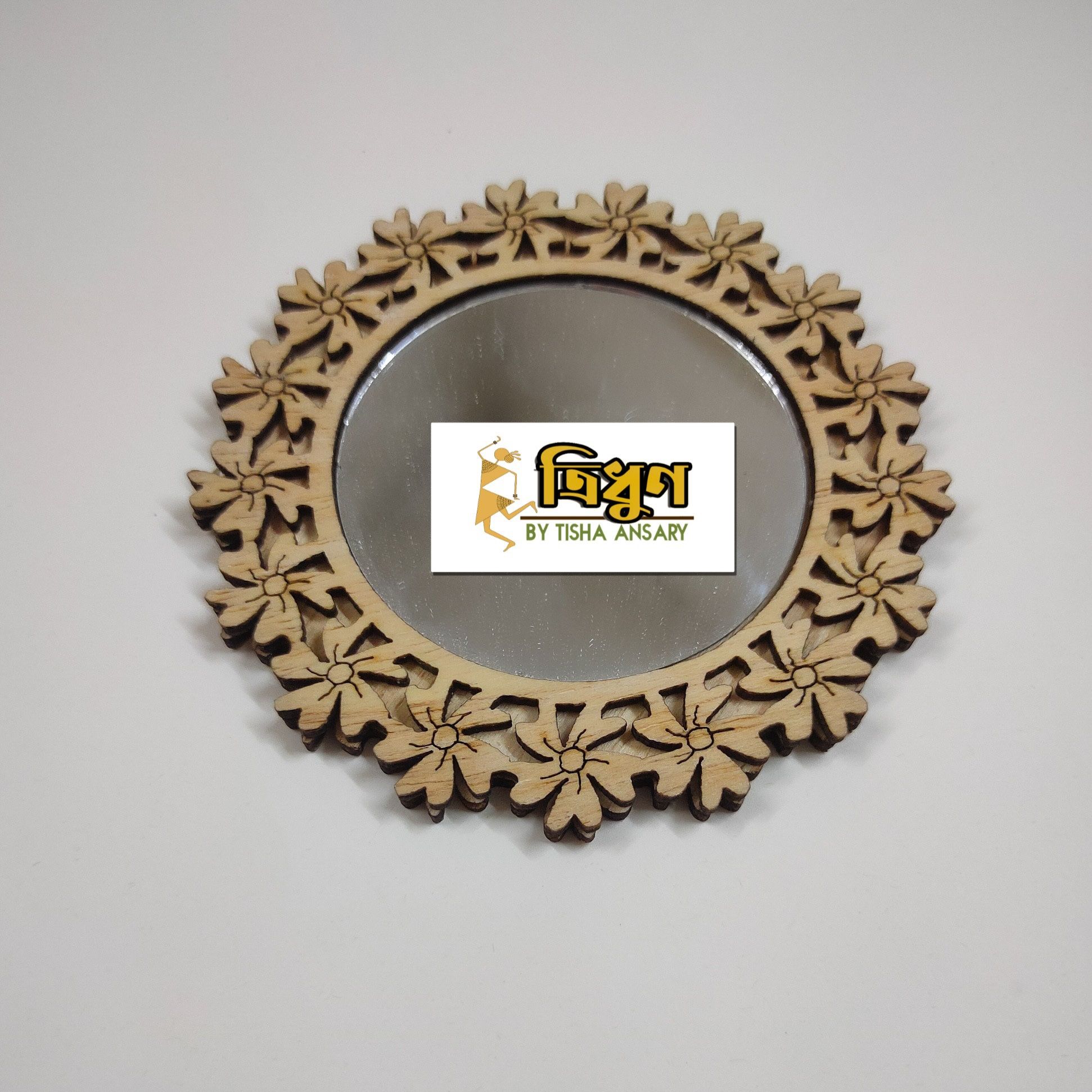 কাঠের ছোট পকেট মিরর - mirror