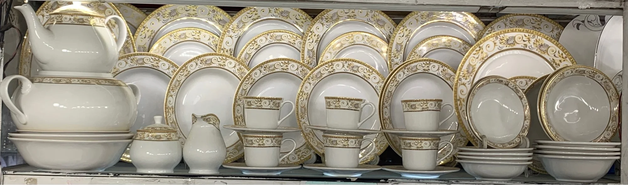 52 piece 2025 dinner set