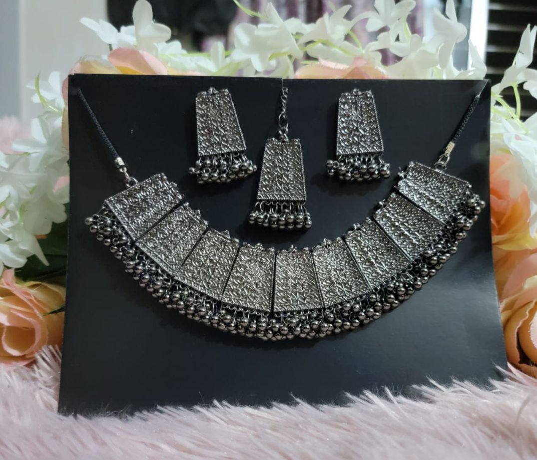 Oxy Chokhar Necklace with tikli