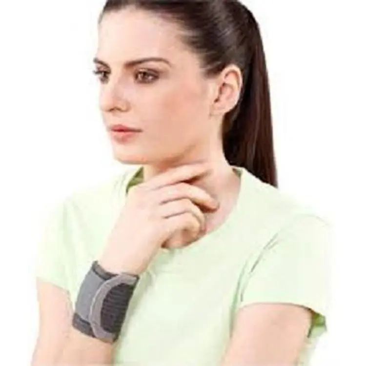 Wrist brace with double lock supports- Tynor