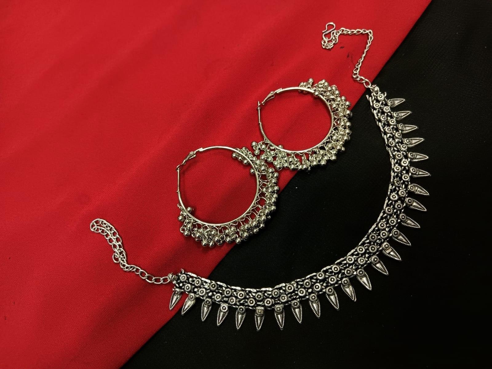 Gorgeous simple silver oxidised jewellery set