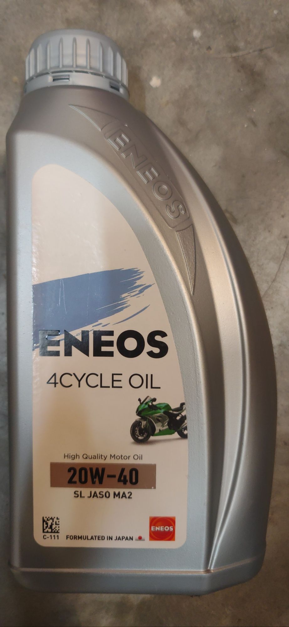 Eneos 20w-40 1 Liter Motor Bike Engine Oil. 