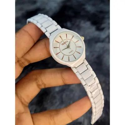Simple & Elegant Design Rose Gold Analog Watch For Girls