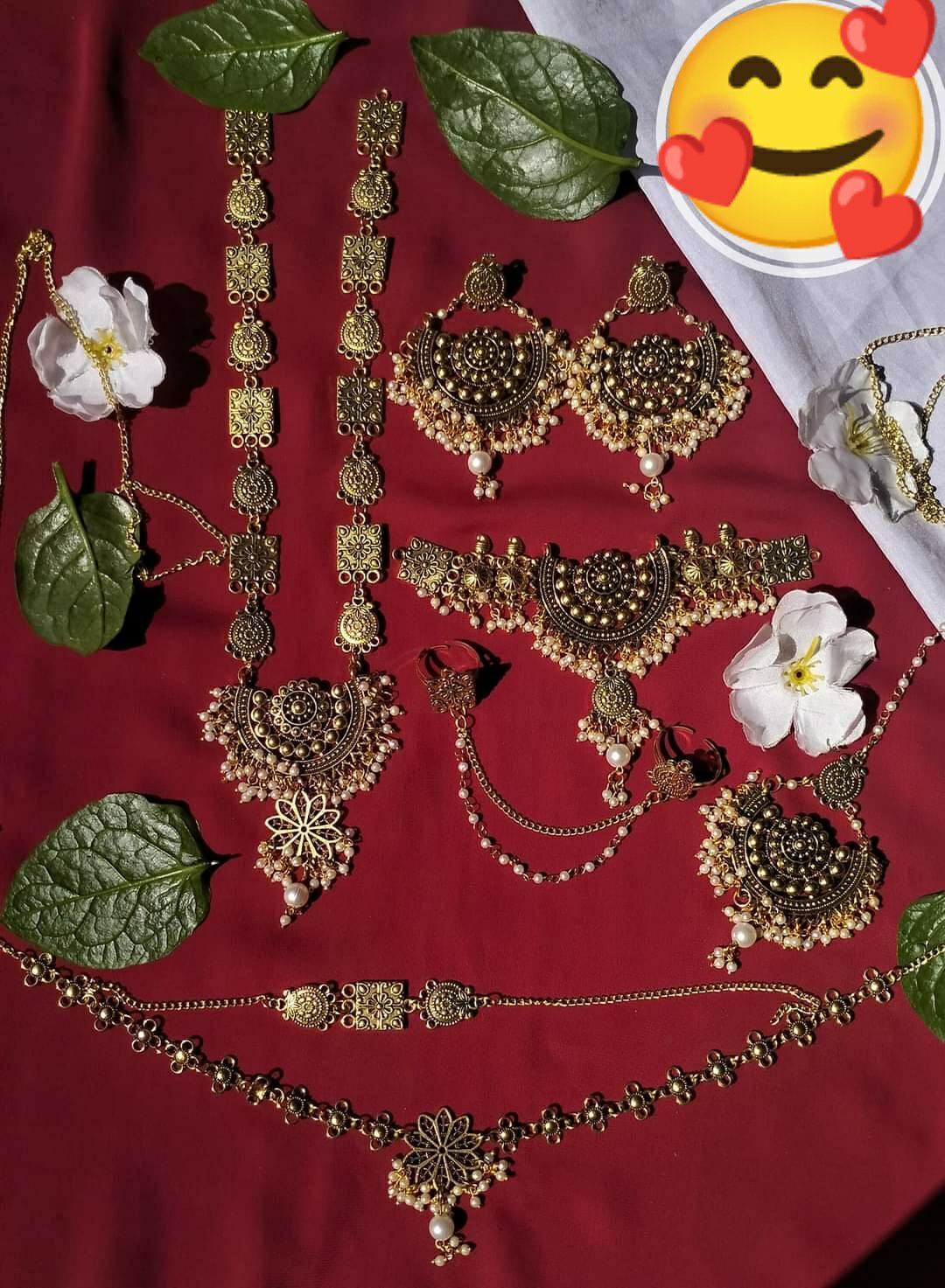 Golden color flower design beautiful jewellery set for women