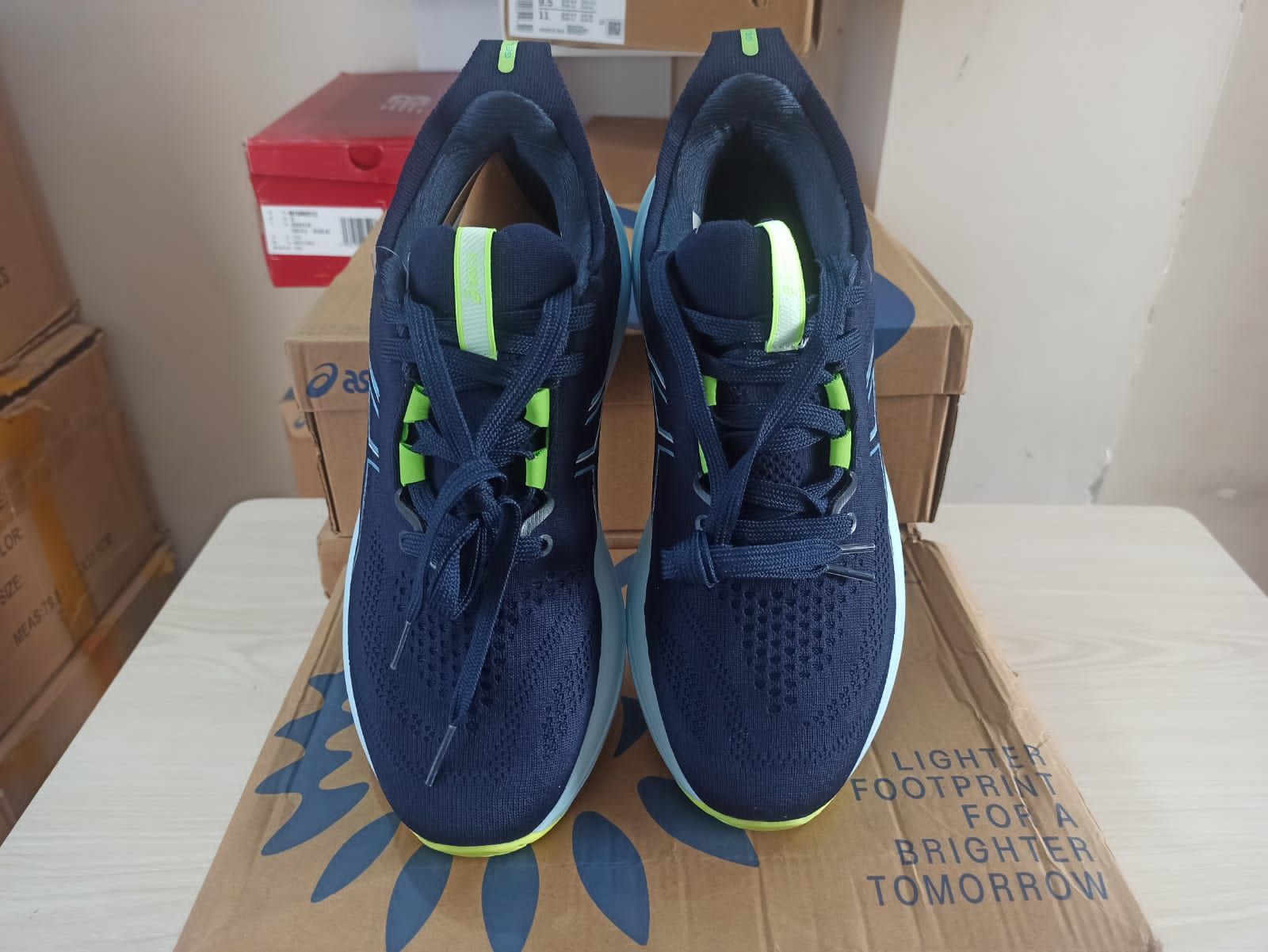 Asics gel nimbus 26  running shoes for men. 