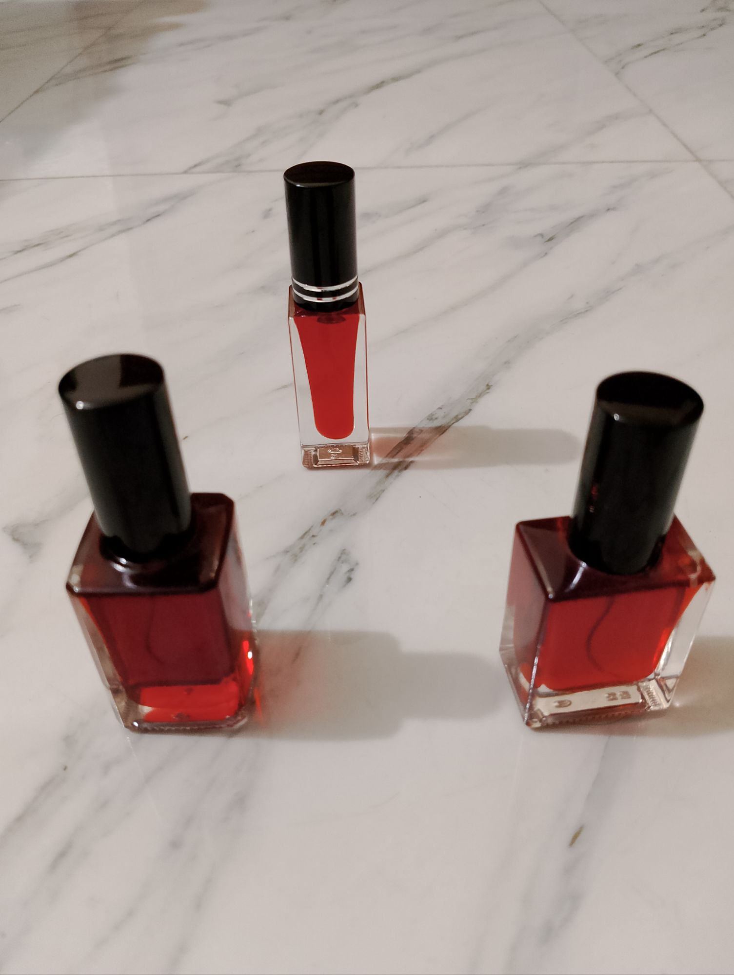 Vampire Blood by Euro Valley wild berries,red berries,plum,vanilla different quantities (3.5ml,6ml,12ml,30ml,60ml) and perfume spray sweet refreshing( selectable). 