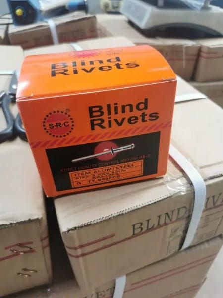 450 number blind revits 3.2mm thikness 12.7 mm length 1000 pcs box professional high quality. 