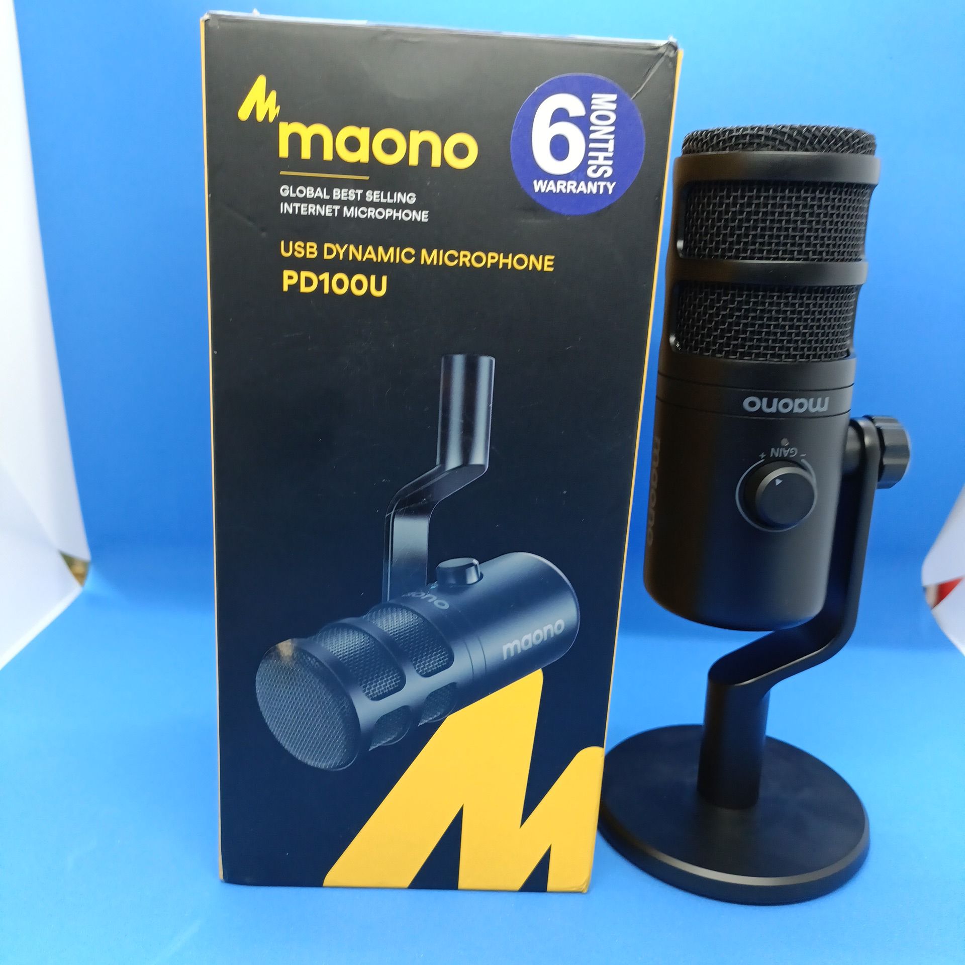 PD100U dynamic microphone maono. 