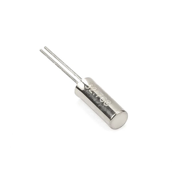 32.768 KHz CRYSTAL OSCILLATOR -5Pcs - Stable Clock Source for Electronics Projects - Achieve Precision Timing with These 5 Crystal Oscillators.