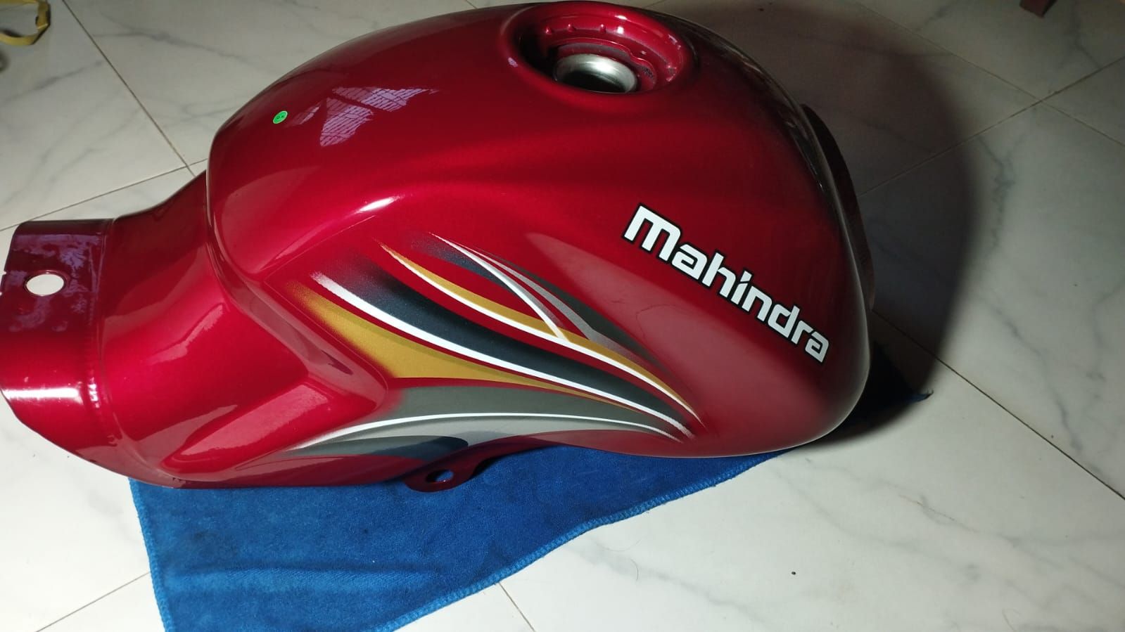 Mahindra centuro online petrol tank price