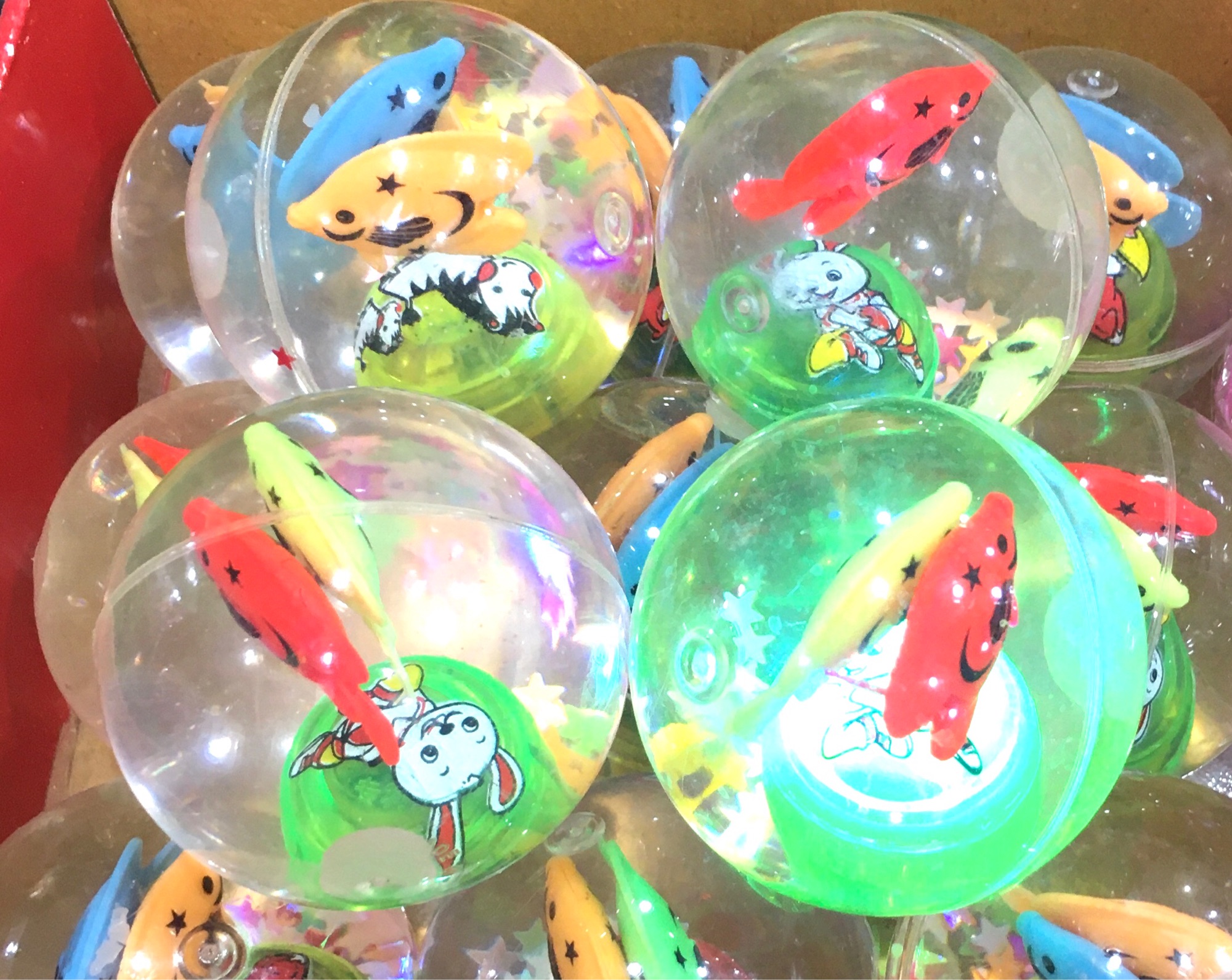 BALL WITH WATER AND LIGHT FOR BABY