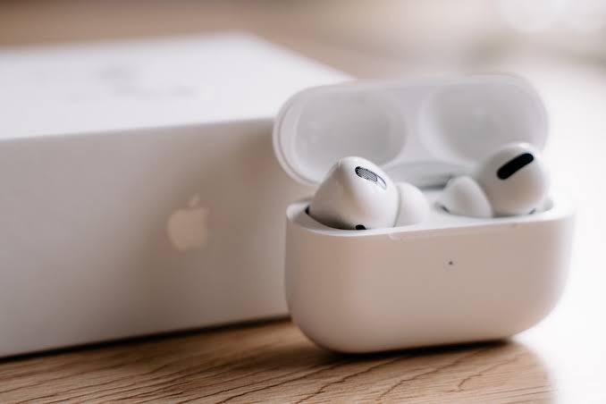 Airpods pro 2nd generation.100%Anc working noise cancellation. 