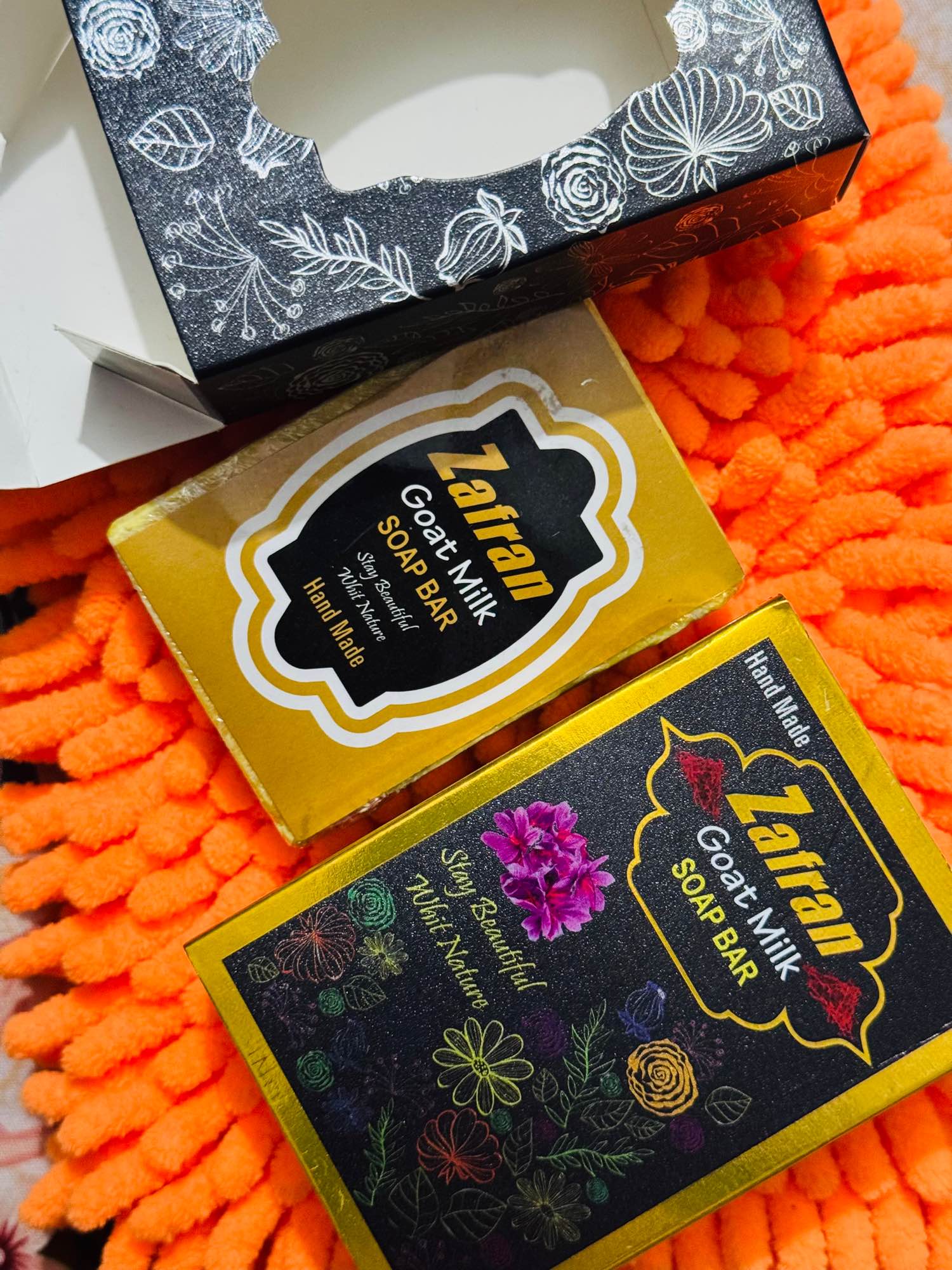 Premium Hand Made Zafran Goat Milk Soap- 100 GM. 