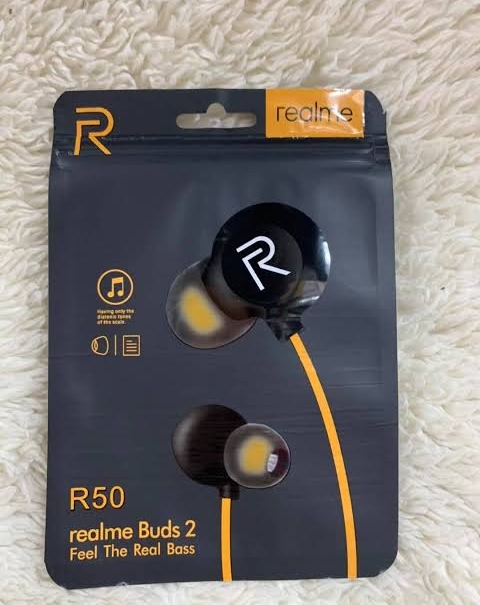 Realme r50 outlet earphones price