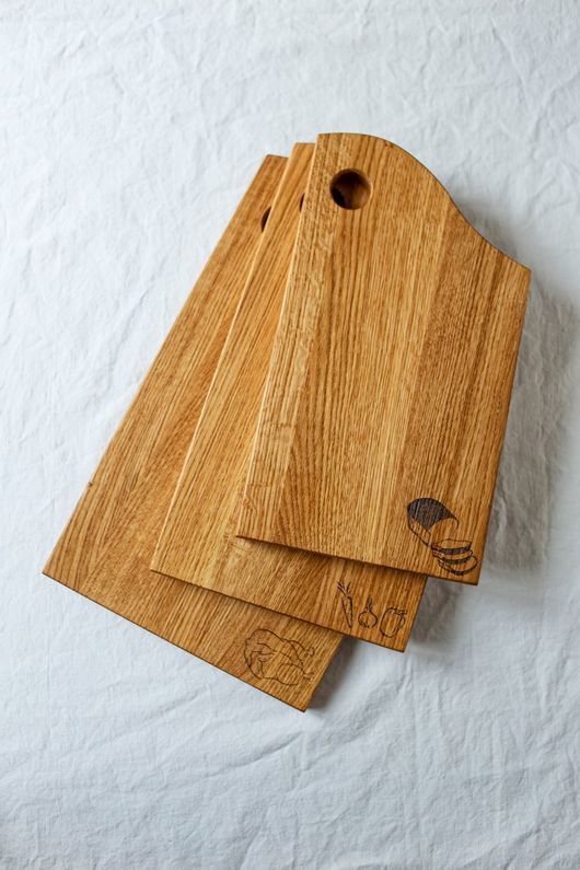 3pcs set Modern Charcuterie or Cutting Board 7x12, 8x15, 9x18 inch with Integrated Handle made by maheguni wood - Choice of Wood