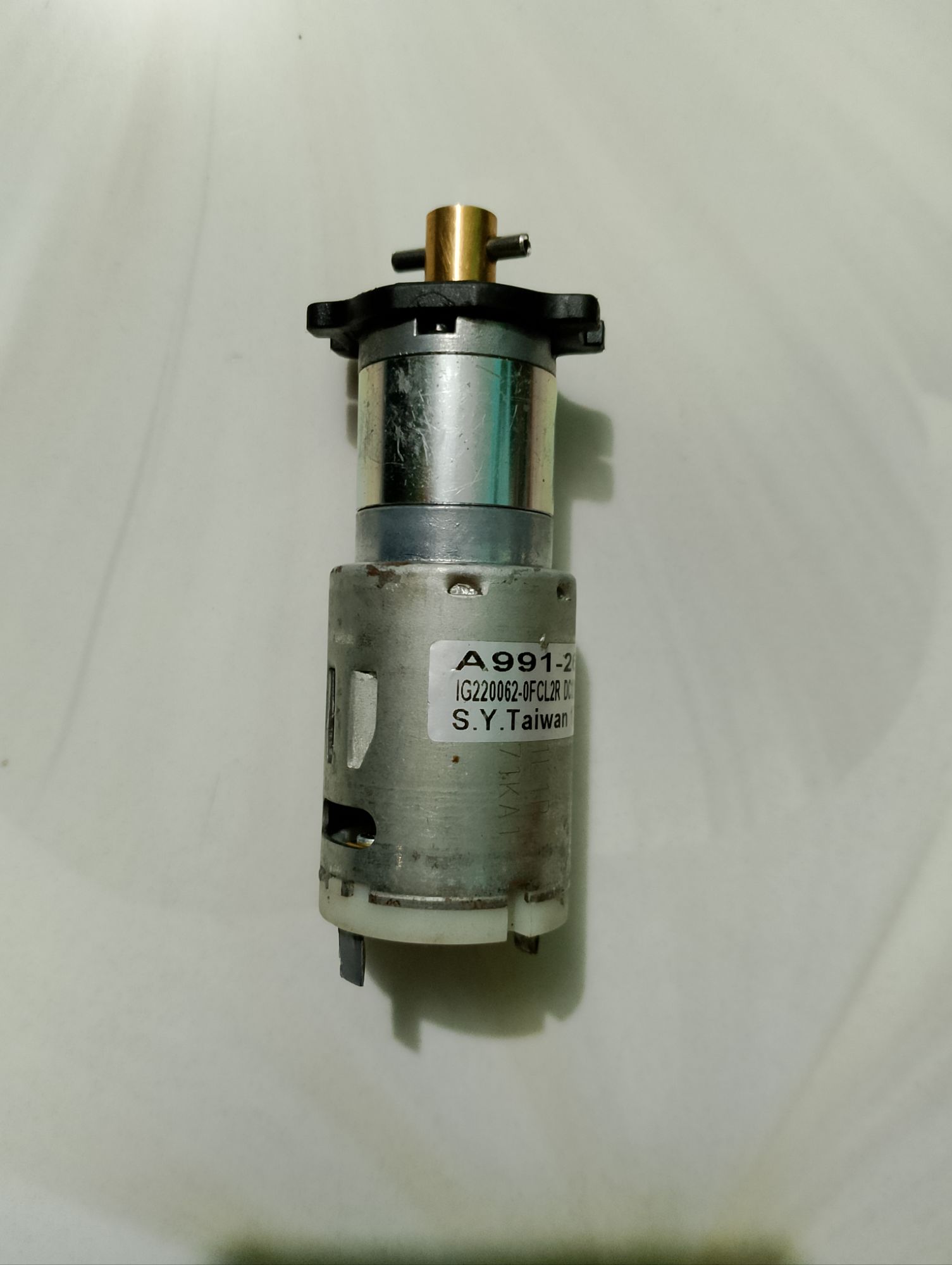 A991-2 HIGH TORQUE DC GEAR MOTOR 200RPM(4v-12v)