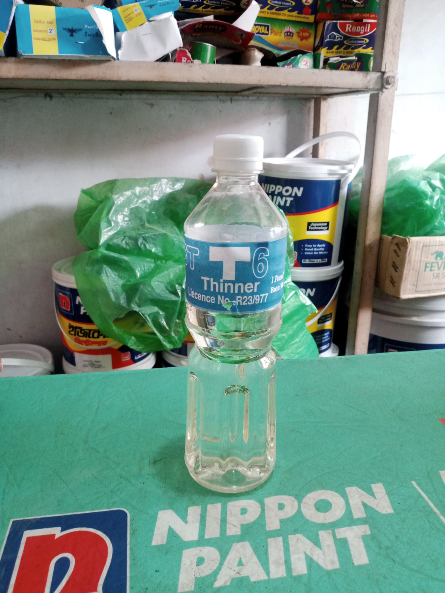 Thinner T6 Use With Enamel Paint, Random Local Brand, 500ml , 1 Ltr. 