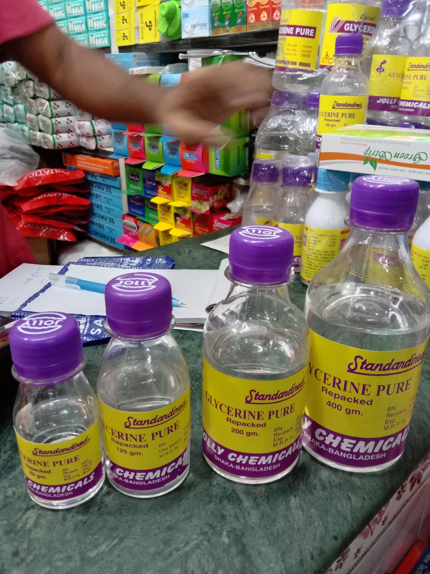 60 ml +120+200 ml + 400 4 bottle ml Jolly gliserin for winter. 
