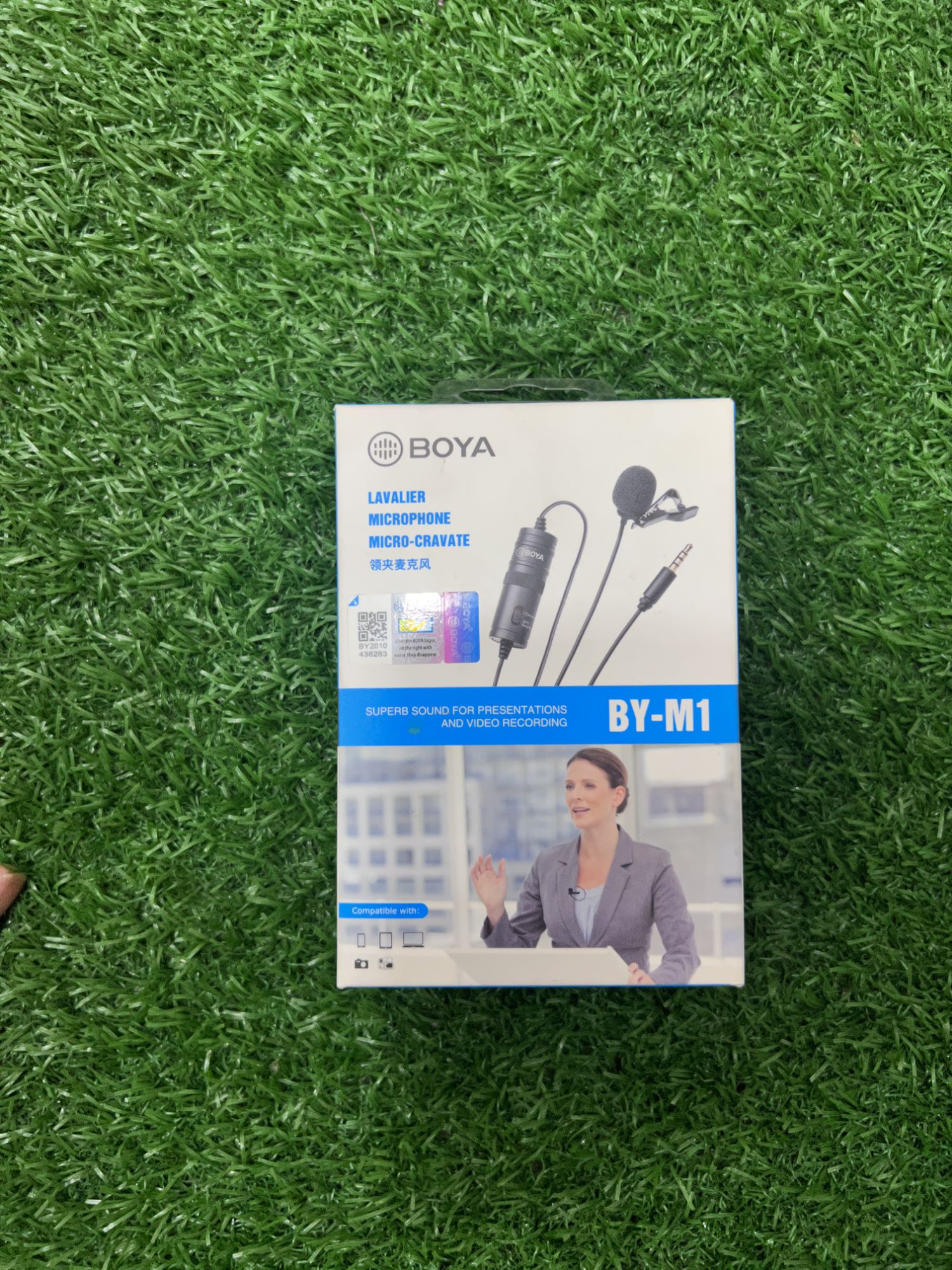 Boya ByM1 Auxiliary Omnidirectional Lavalier Condenser Microphone with 20ft Audio Cable 