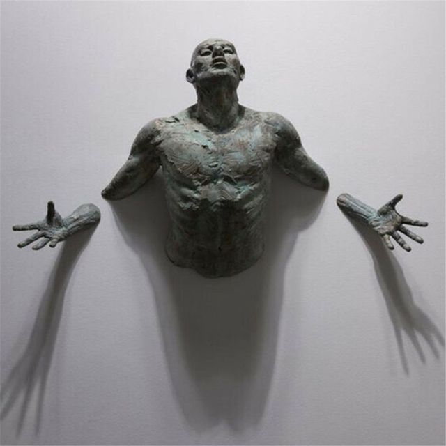New Imitation Copper Wall Decor Abstract Character Resin Rock Climbing Man Statue Sculpture Background Wall Art 3D Through Wall. 
