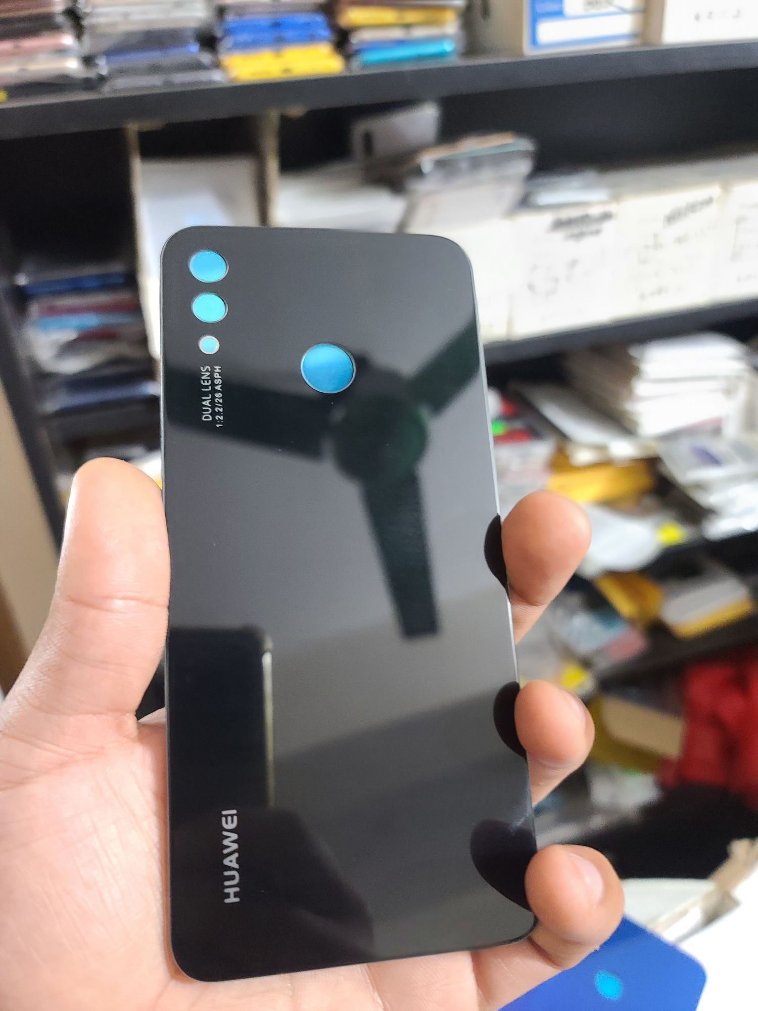 Backshell for Huawei Nova 3i Replacement Back Battery Cover For Huawei Nova 3i Back Rear Glass Case. 