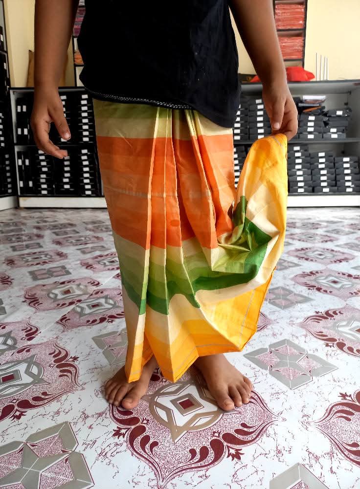 Smart baby ready lungi with elastic and Pocket system.. 