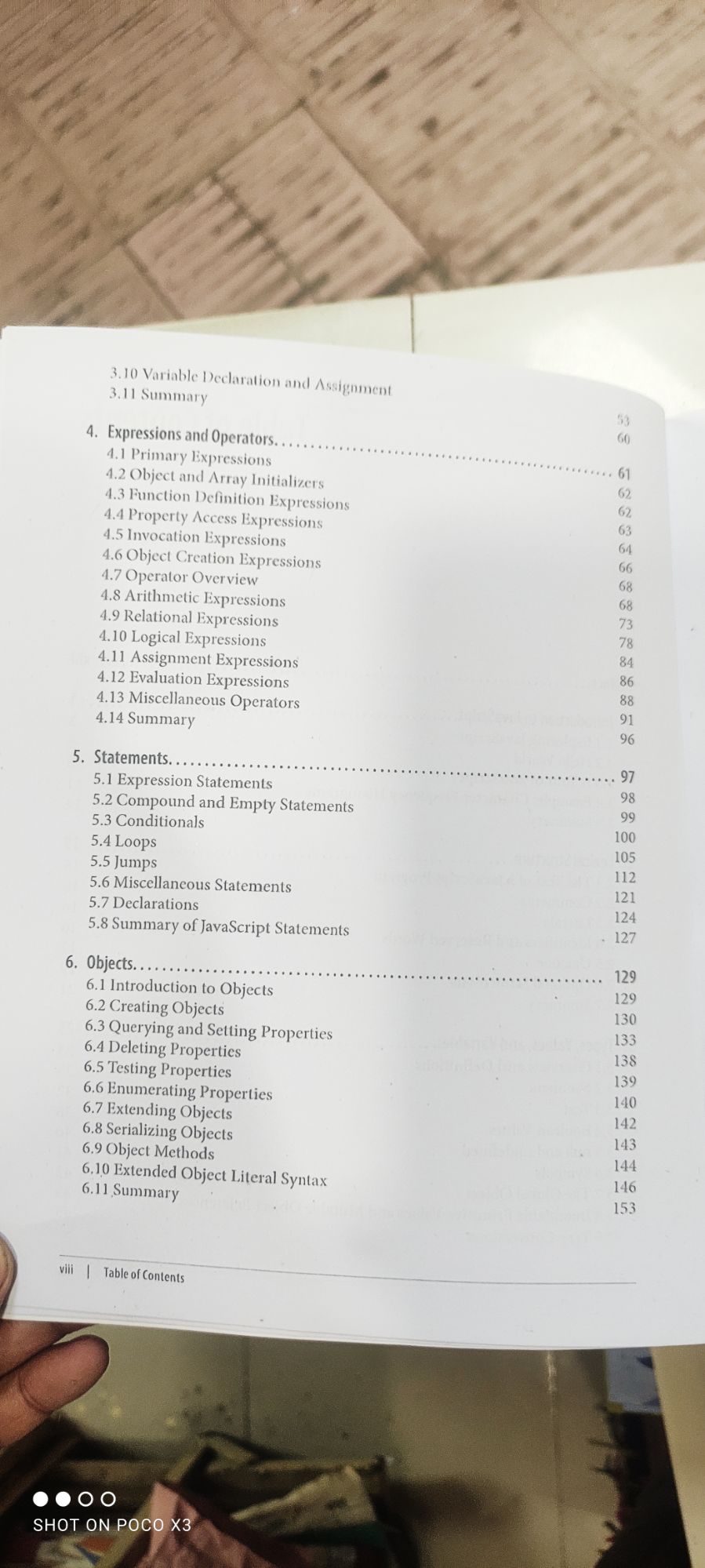 Javascript The Definitive Guide. 