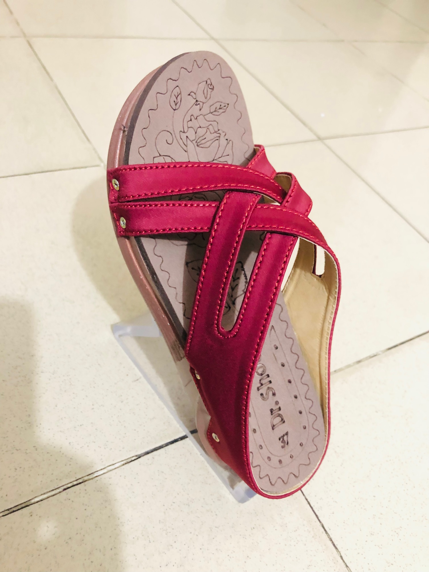 ladies red colour regular Beautiful design stylish shoe
