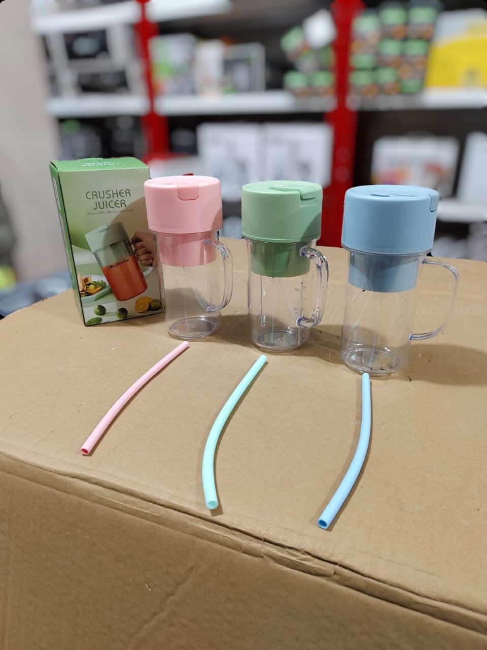 Rechargeable  Causher Juicer (Electronic Blender). 
