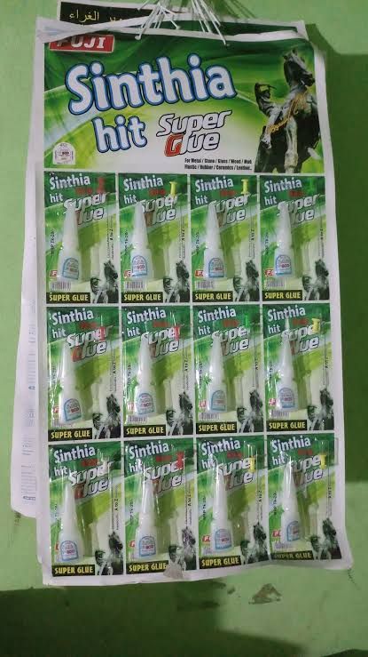 Sinthia Super Glue