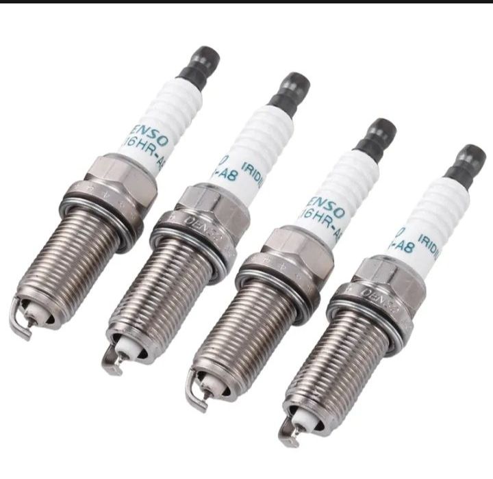 Spark Plug 90919-01247 FK20HR11. 