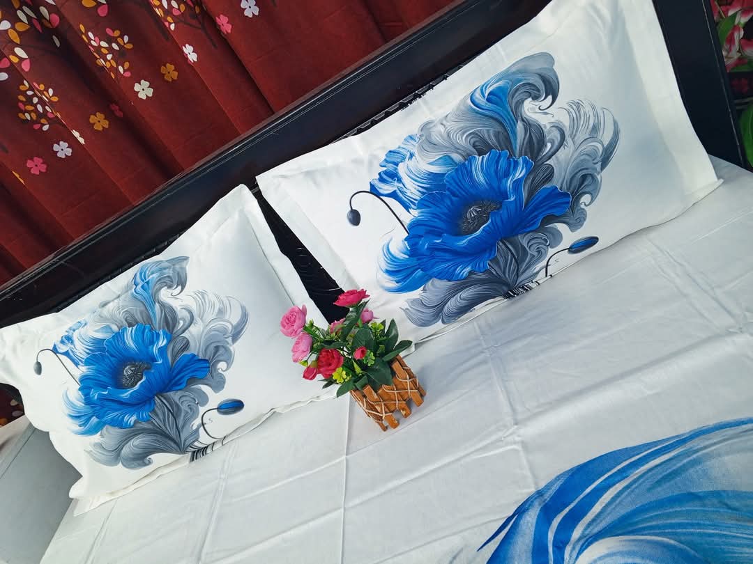 Multicolor King Size Bed sheet With Two Matching Pillow Covers -. 