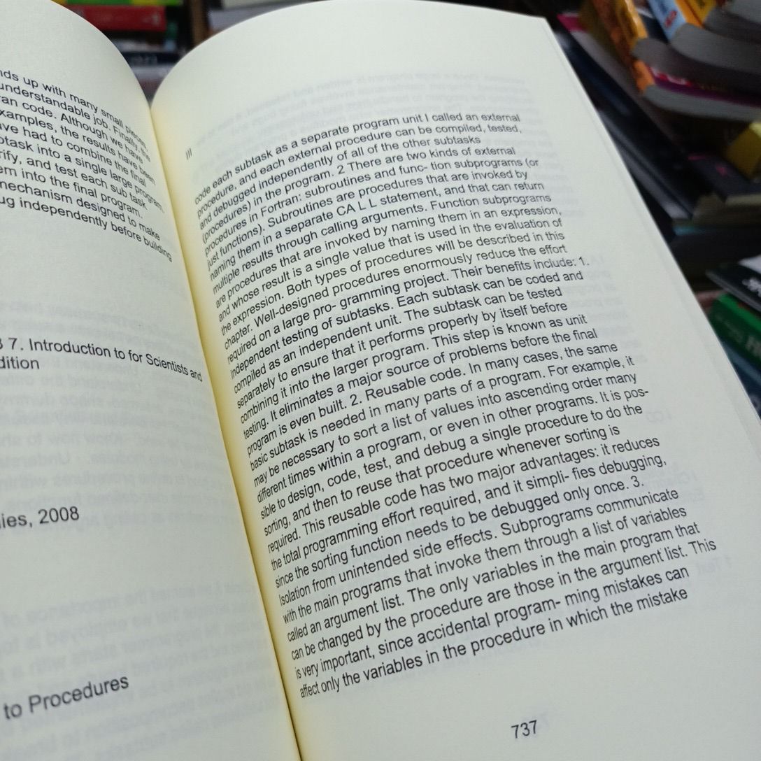 Fortran 90/95 for Scientists and Engineers

Book by Stephen J. Chapman. 
