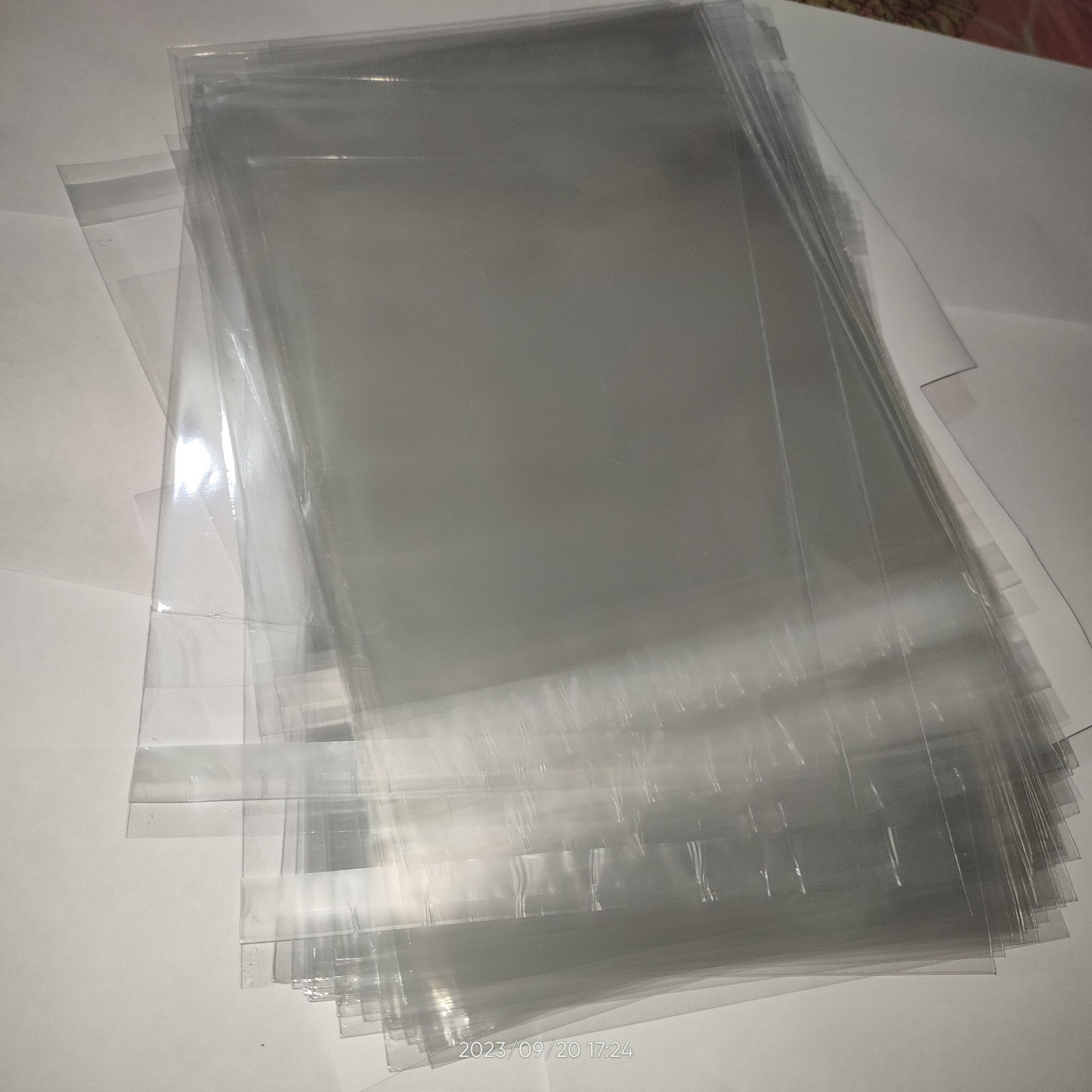 5×7 inch 100pcs Crystal China cellphone poly With Glue for packaging shipping invoice. 